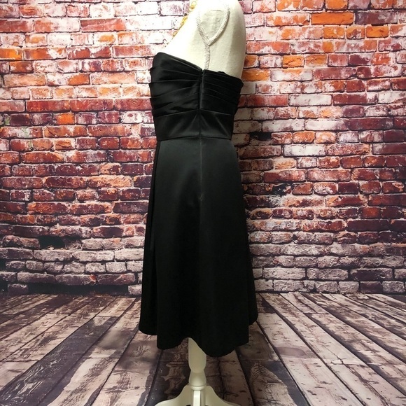 WHBM - GORGEOUS BLACK STRAPLESS MIDI DRESS SIZE 6 EUC - Picture 2 of 14
